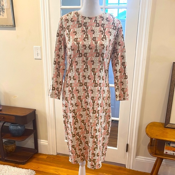 J McLaughlin Sophia dress.  Offsite/pink islet link design.  Size S - Picture 1 of 10